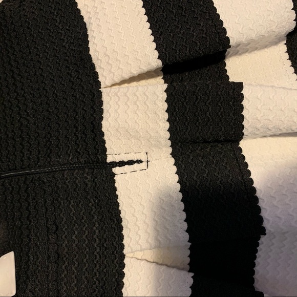 Soprano Striped Skirt - Picture 3 of 3